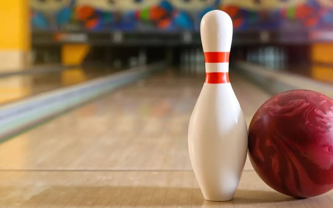 How to Read the Lane: Adjusting Your Game for Different Bowling Conditions